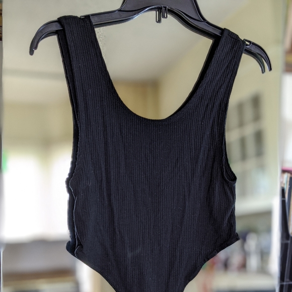 Set of 2 bodysuits (black/white) - Picture 2 of 4